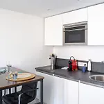 公寓 Petit Duplex - Nouveau Duplex Avec Wifi Et Clim Pour 2 昂蒂布