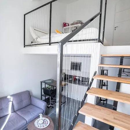 アパート Petit Duplex - Nouveau Duplex Avec Wifi Et Clim Pour 2 アンティーブ